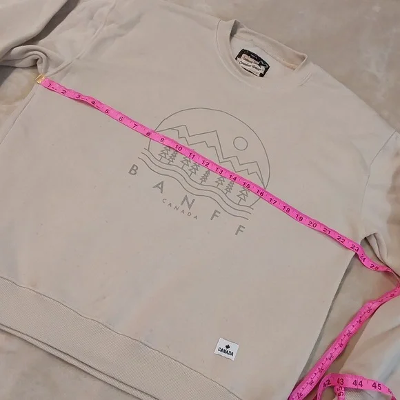 Canadian Vintage Banff National Park in the Canadian Rockies Cozy Sweater Sz L - Picture 5 of 12